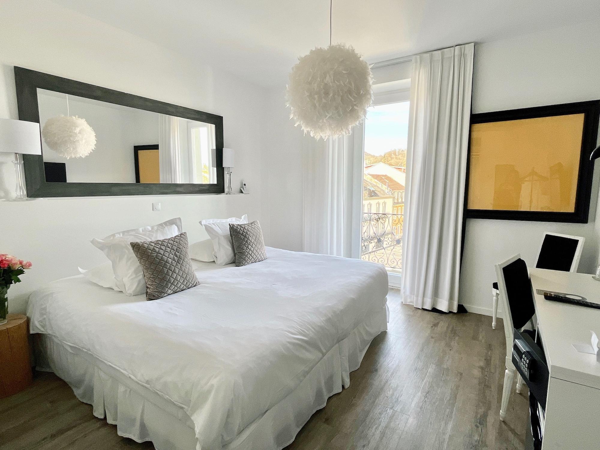 Belfry & By Ligne St Barth Hotel