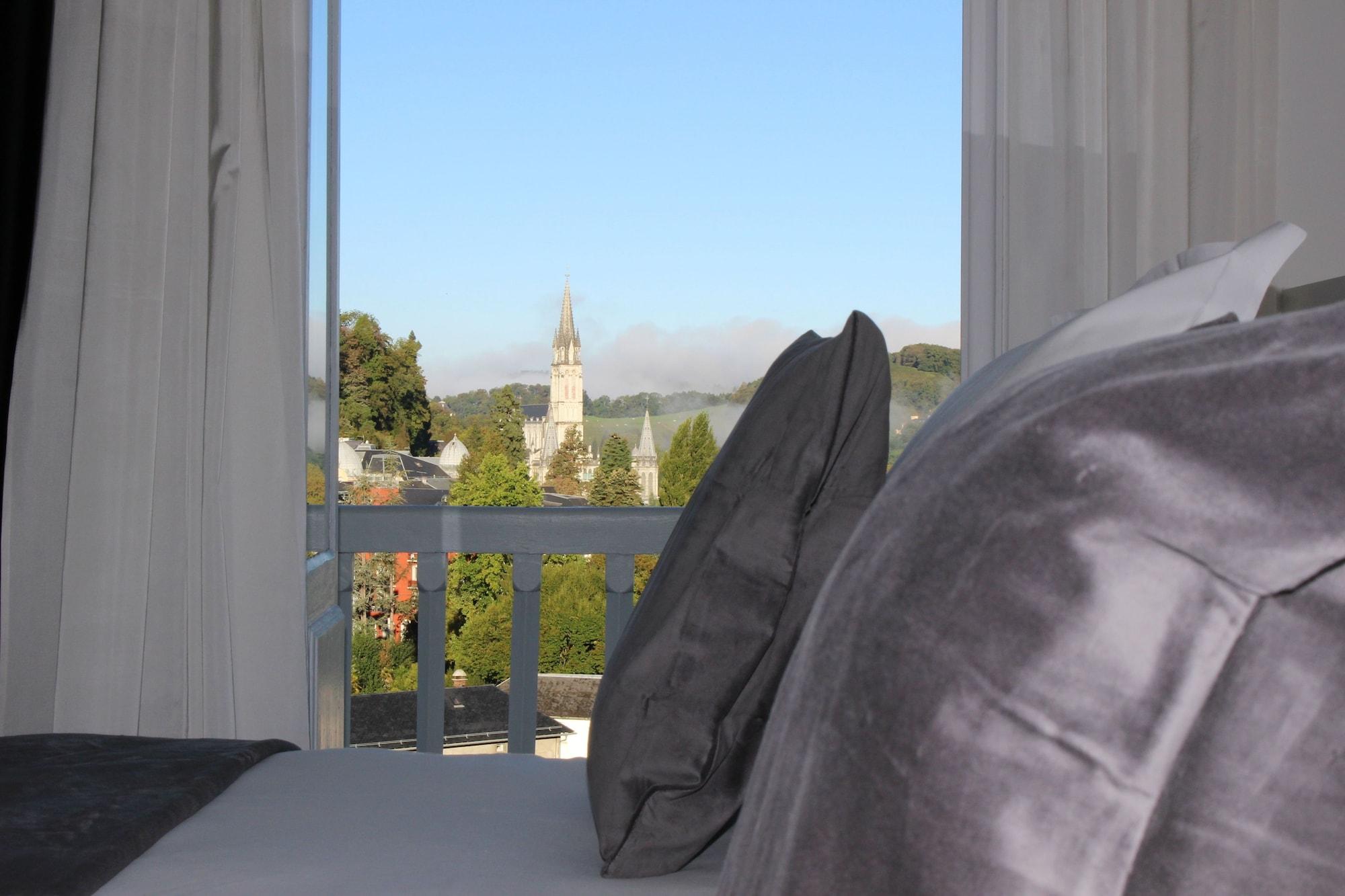 Belfry & By Ligne St Barth 5*