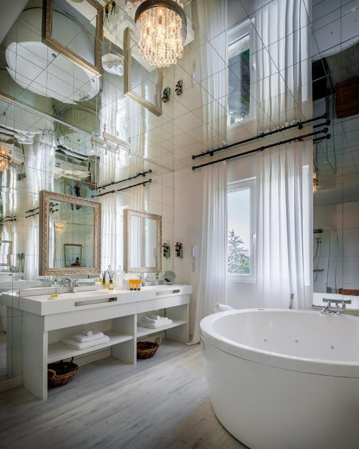Belfry & By Ligne St Barth Hotel 5*