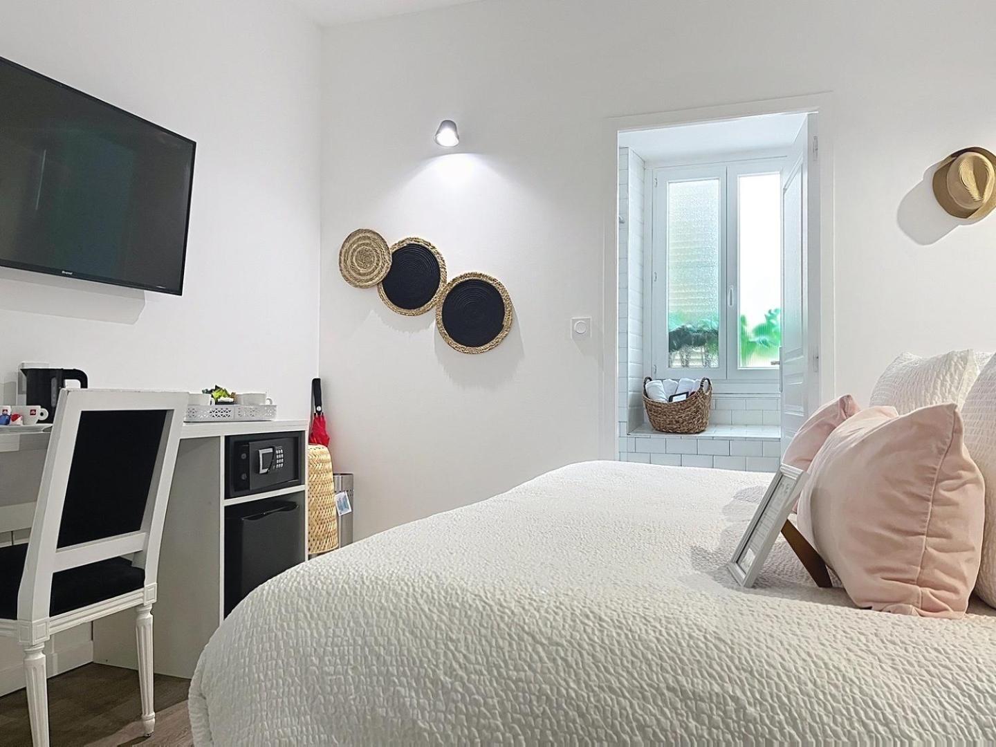 Belfry & By Ligne St Barth 5* Lourdes